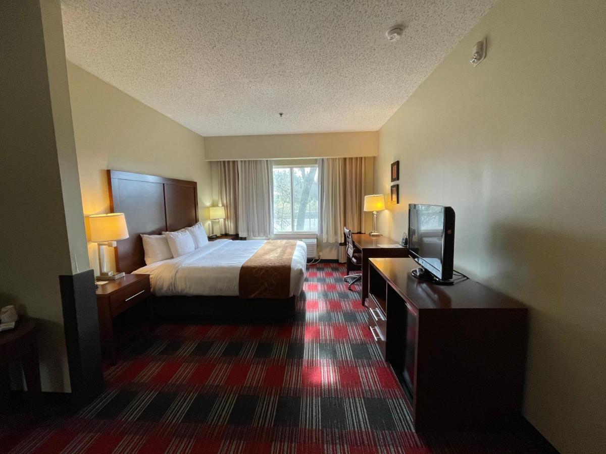 Comfort Suites Near Vancouver Mall Exterior foto