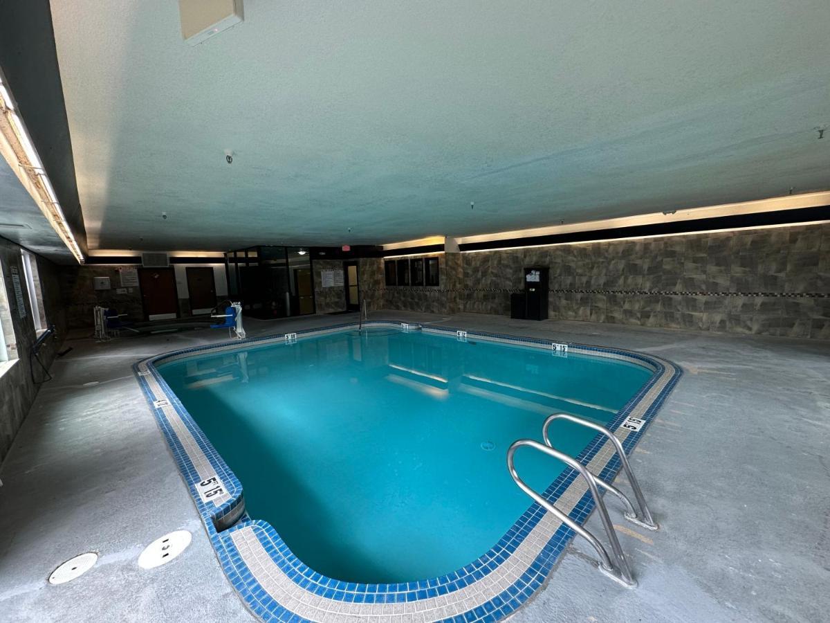 Comfort Suites Near Vancouver Mall Exterior foto