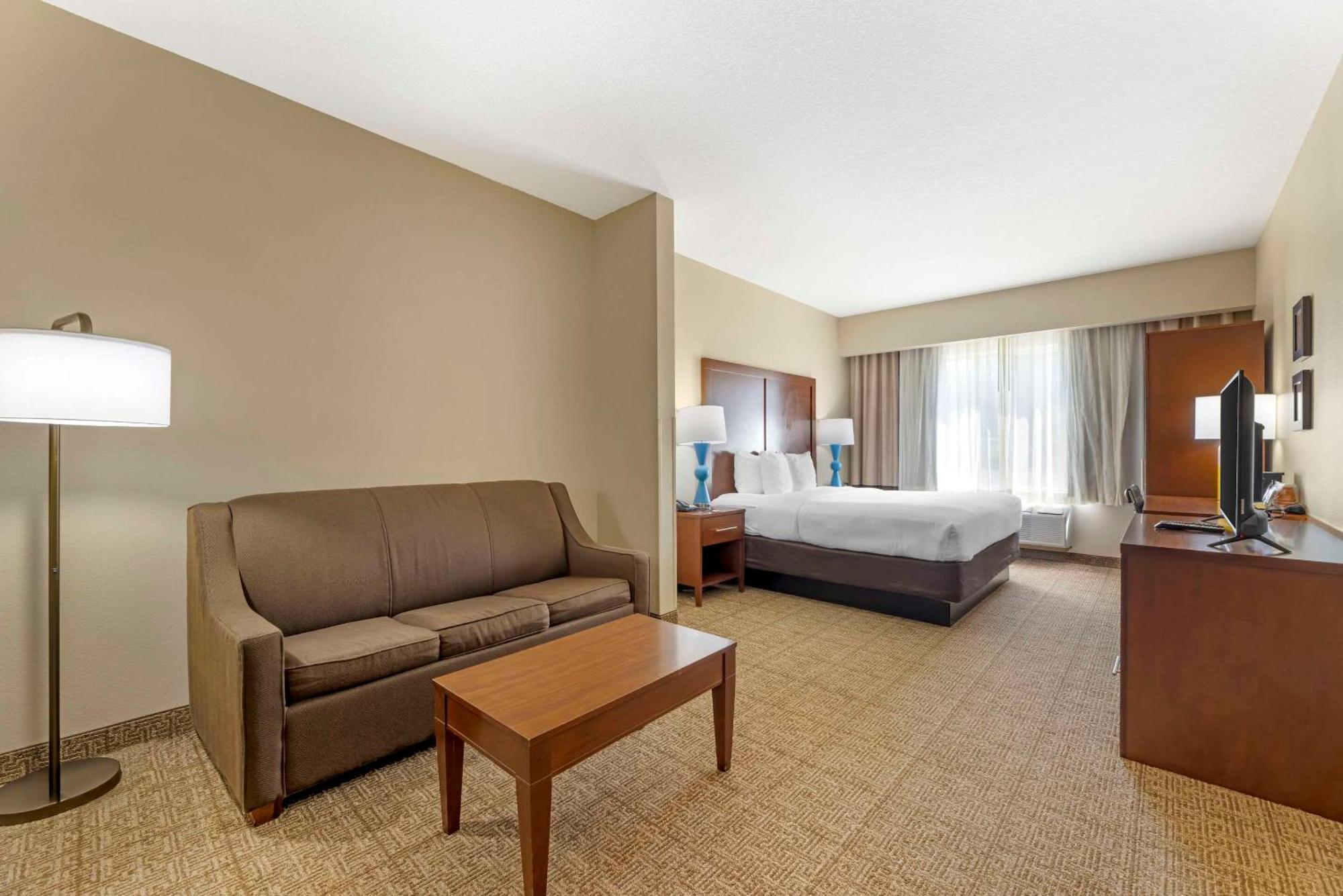 Comfort Suites Near Vancouver Mall Exterior foto