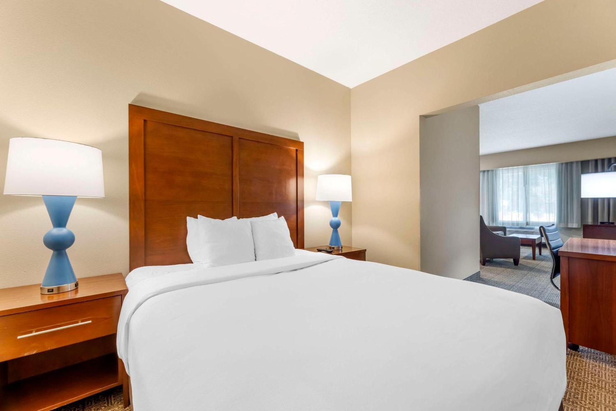 Comfort Suites Near Vancouver Mall Exterior foto